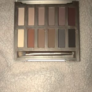Urban Decay Naked Ultimate Basics palette